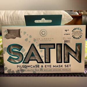 Gray Silk Pillowcase with Soft Fabric Night Mask